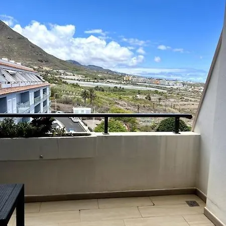 Atico En Bajamar Con Vistas Al Mar Y Al Teide